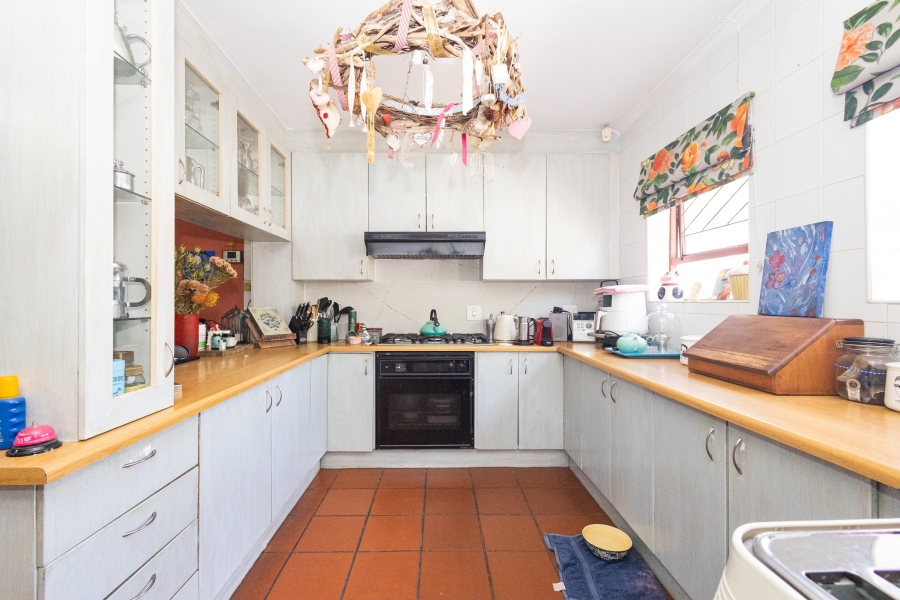 4 Bedroom Property for Sale in Sonstraal Heights Western Cape